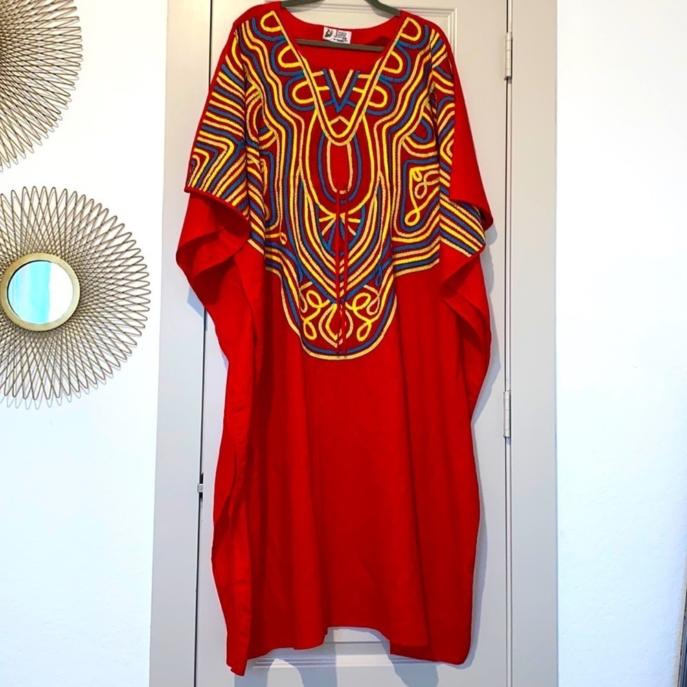Caftan - Hand Embroidered- CARTAGENA, Colombia